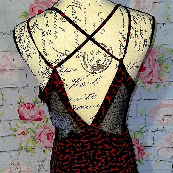 NWT! “BLUE LIFE”RED& Black Cheetah maxi - Picture 11 of 15